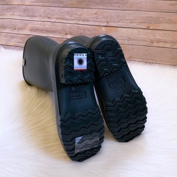 UGG Shelby Matte Rain Boots In Olive - Picture 7 of 7